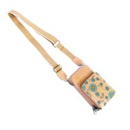 Listonoszka crossbody z paskiem FLORES korkowa 8p - 7